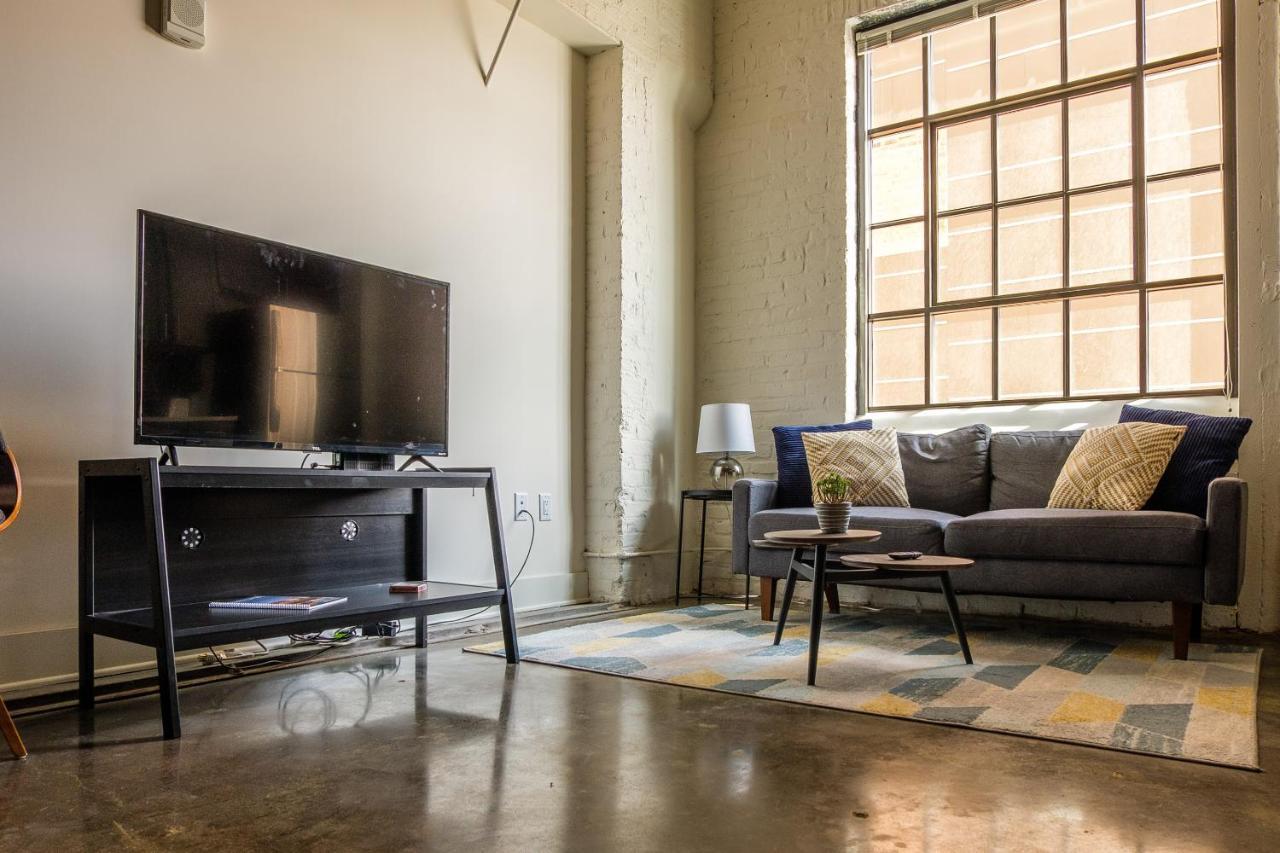 Frontdesk Maxwell Lofts Milwaukee Walker'S Point Apartment Стая снимка
